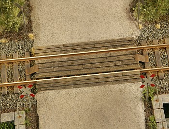 Wooden rail crossing 1:120