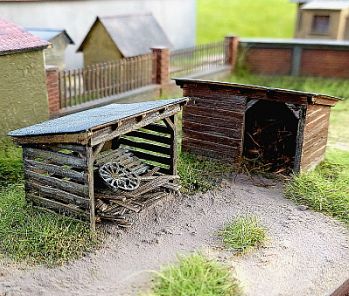 2x Wooden shed 1:120 (kit)