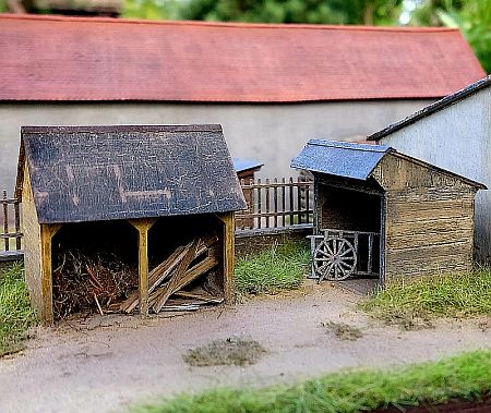 2x Wooden shed 1:160 (kit)